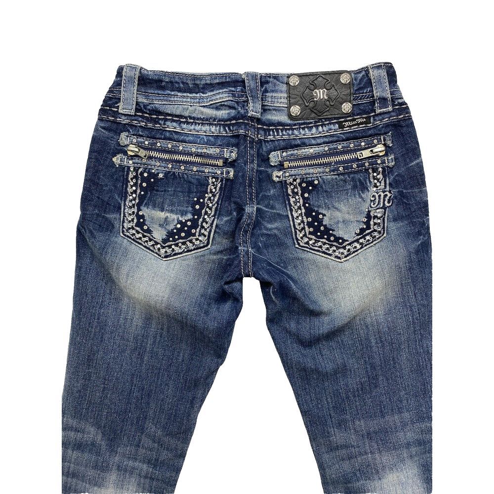 Miss Me Jeans Womens Size 27 boot cut blue Denim zippered rhinestone‎ Pockets